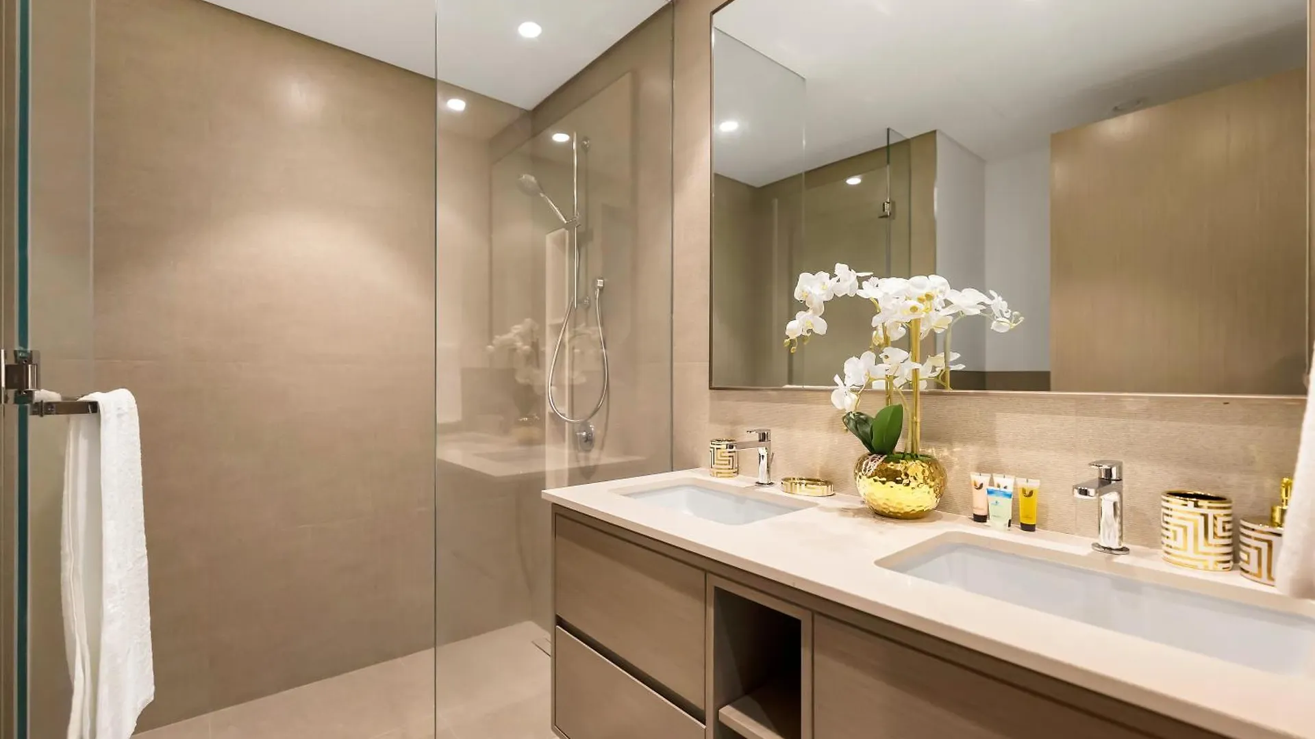 Direct Burj Khalifa & Fountain Views Lux 2Br Apartment Dubai United Arab Emirates